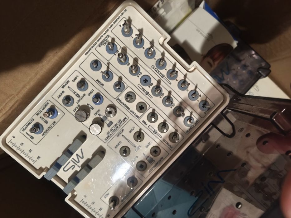 MIS импланти и аксесоари