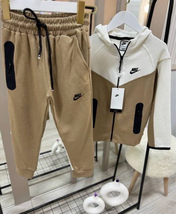 Детски екипи за момче