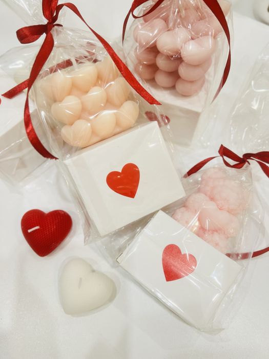 Ароматни свещи сърце, мече, букети, рози и др. Различни видове и р-ри