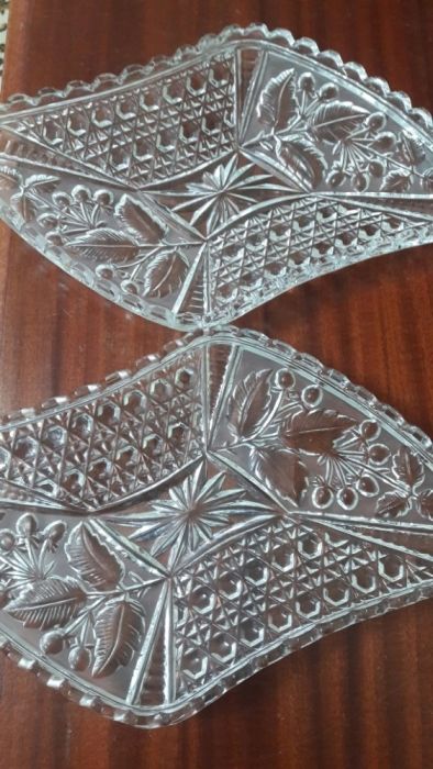 Хрусталь и кофейный набор