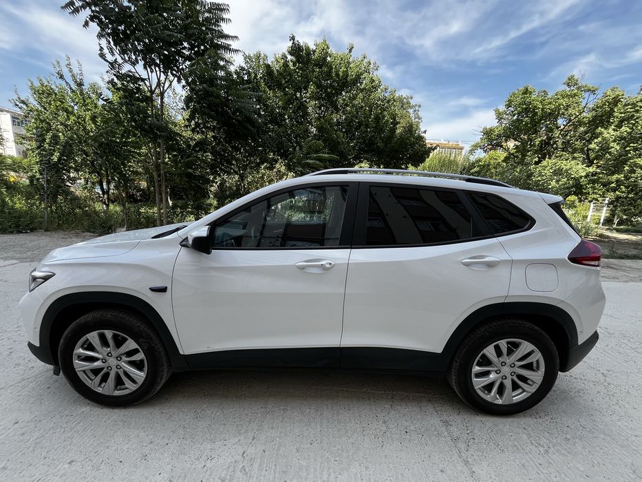 Trecker 2 LTZ sotiladi