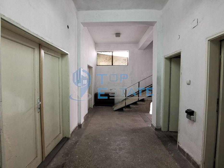 Продава се Промишлена сграда в Горна Оряховица - 355 кв.м за 139 €/кв.м - Снимка #11
