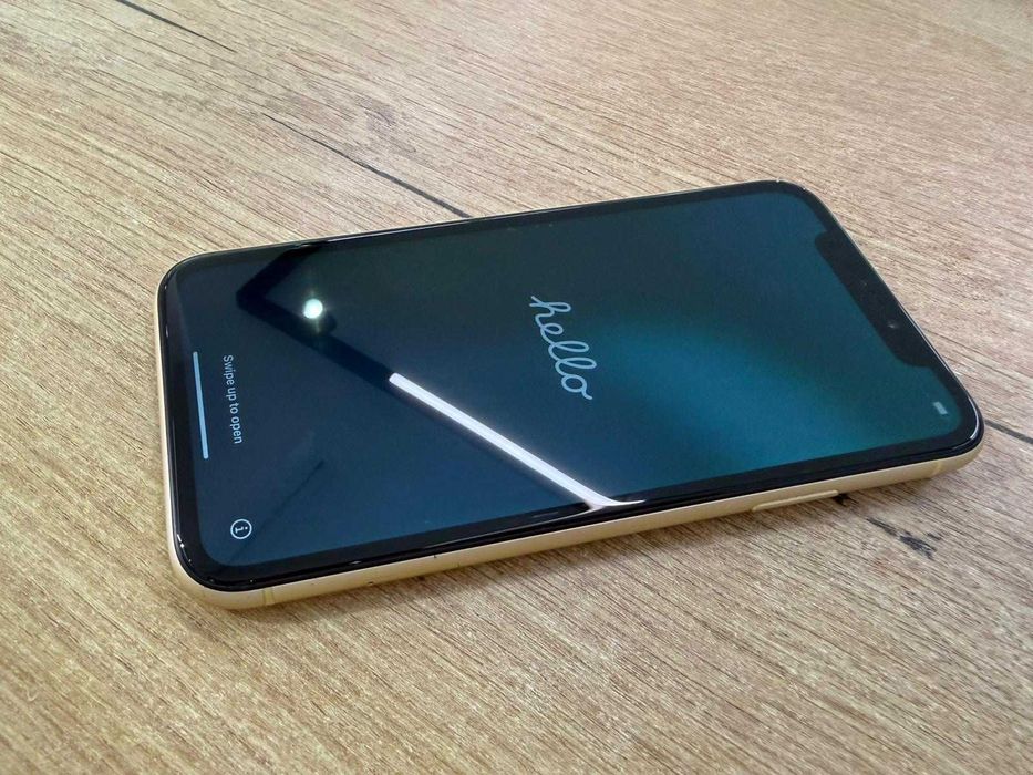 iPhone XR 256GB Yellow Neverlocked Face ID True Tone 84%