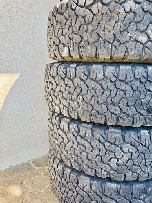 Set 5 anvelope AT BF Goodrich (BFG) KO2 265/70 R17 foarte bune!
