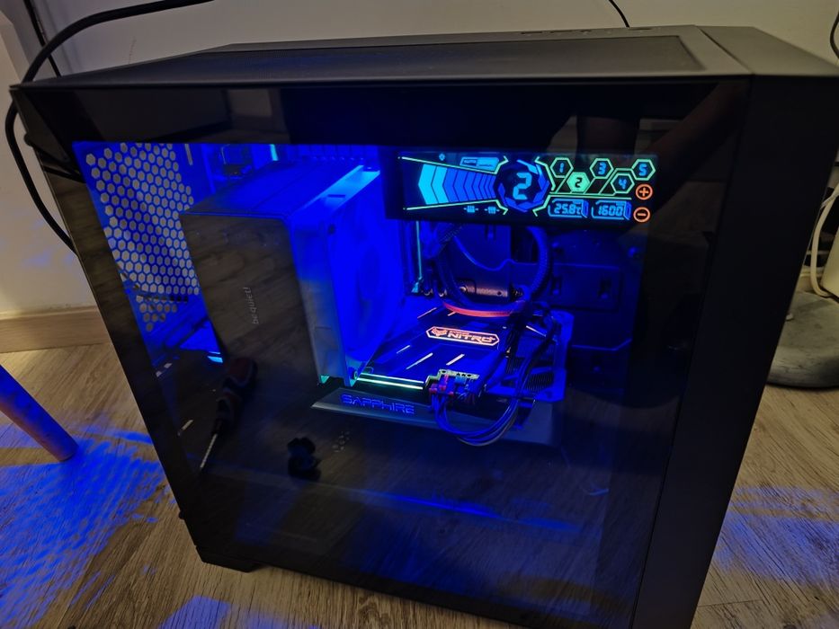 Cel mai ieftin PC de gaming, 32g, nvme, 5700xt, 20 threads, 200fps cs2