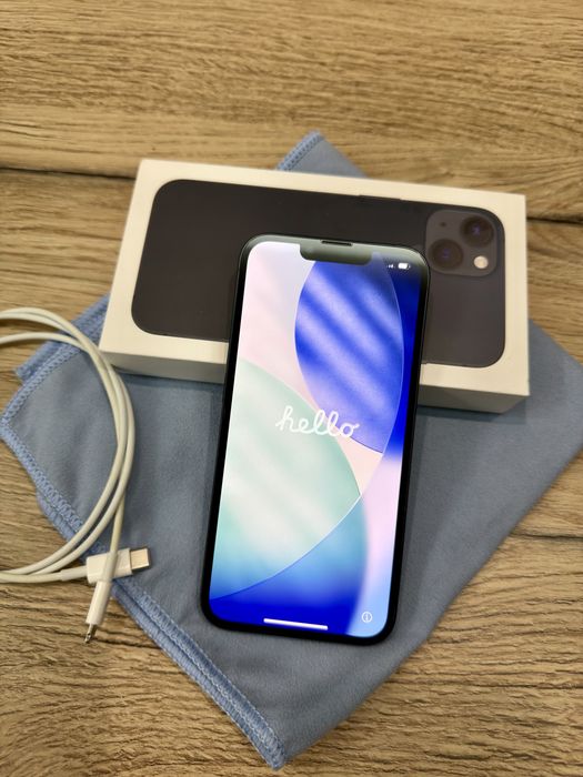 Apple iPhone 13 – 128 GB, Midnight + подаръци - 550лв