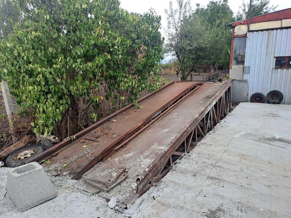 Естакада  за товарни автомобили