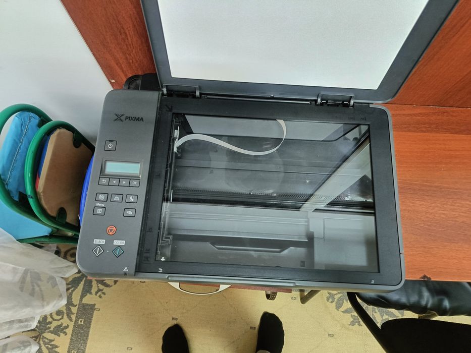 Продам принтер Canon PIXMA с СНПЧ