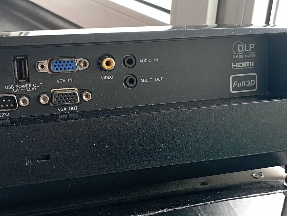 Проектор  Optoma