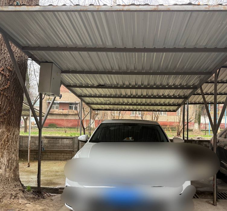 4-х комнатная квартира, полностью кирпичный дом (с фасадом)