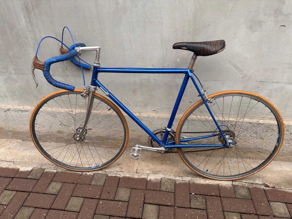 Cursiera italiana linie Shimano 600 Arabesque