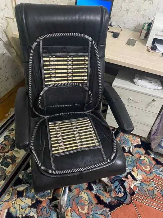 Офисный стол и кресло и тумбочек Отличное предложение! цена договорная