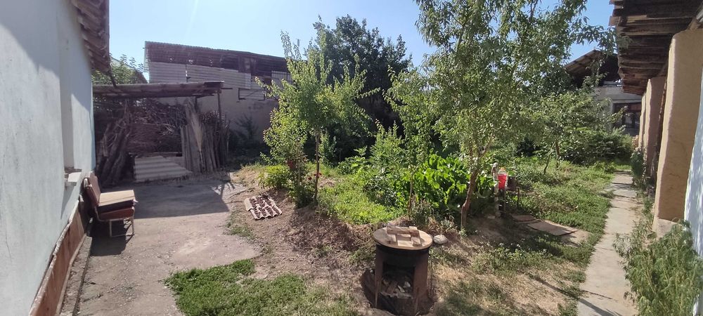 Продается СРОЧНО дом 8 комнатная. Таваксай.