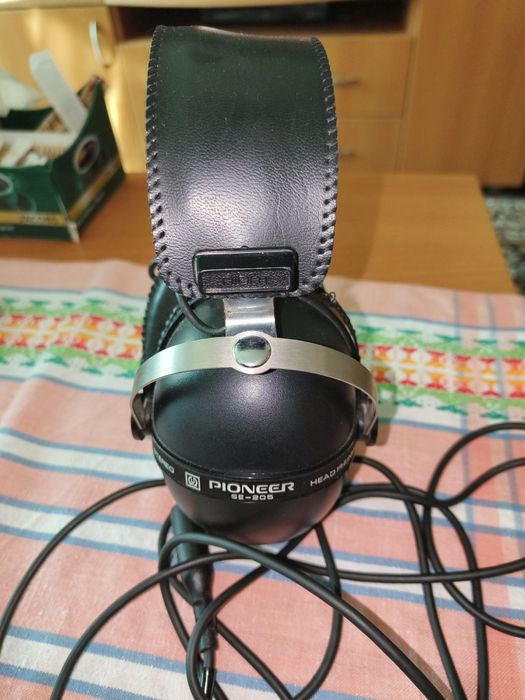 Ретро слушалки Pioneer se-205