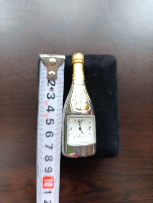 Часовник - сувенир