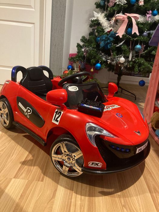 Mașinuța electrică pentru copii