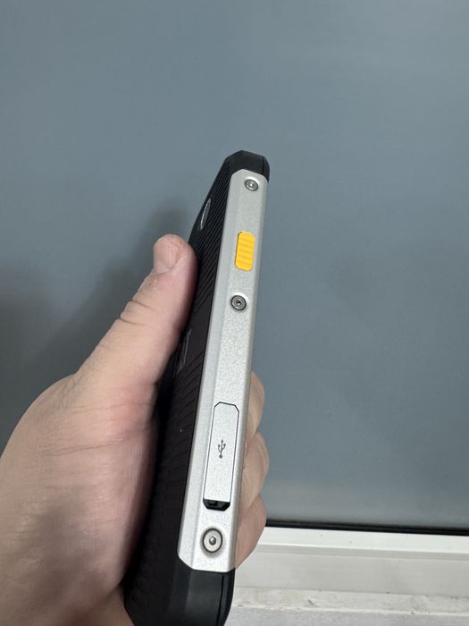 Telefon CAT S40 impecabil