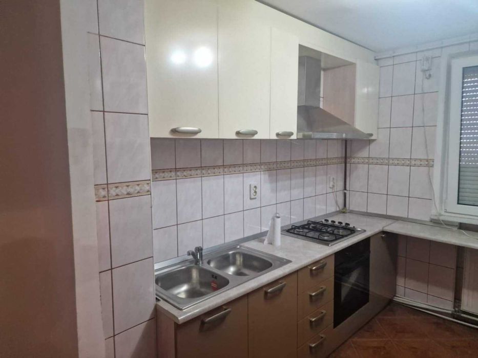 Ap 3 Cam Maratei renovat grădiniță floare de colt 80mp.parter balcon