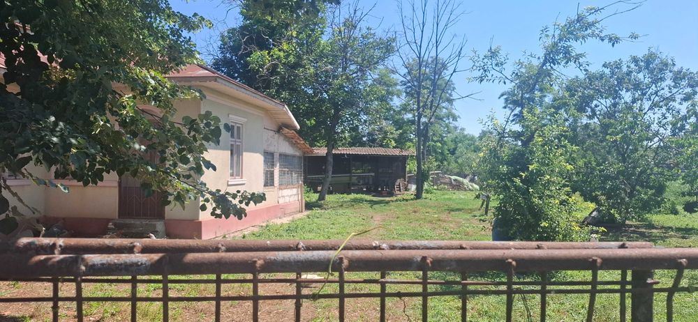 Vand casa in Comuna Ciocanesti, jud Calarasi
