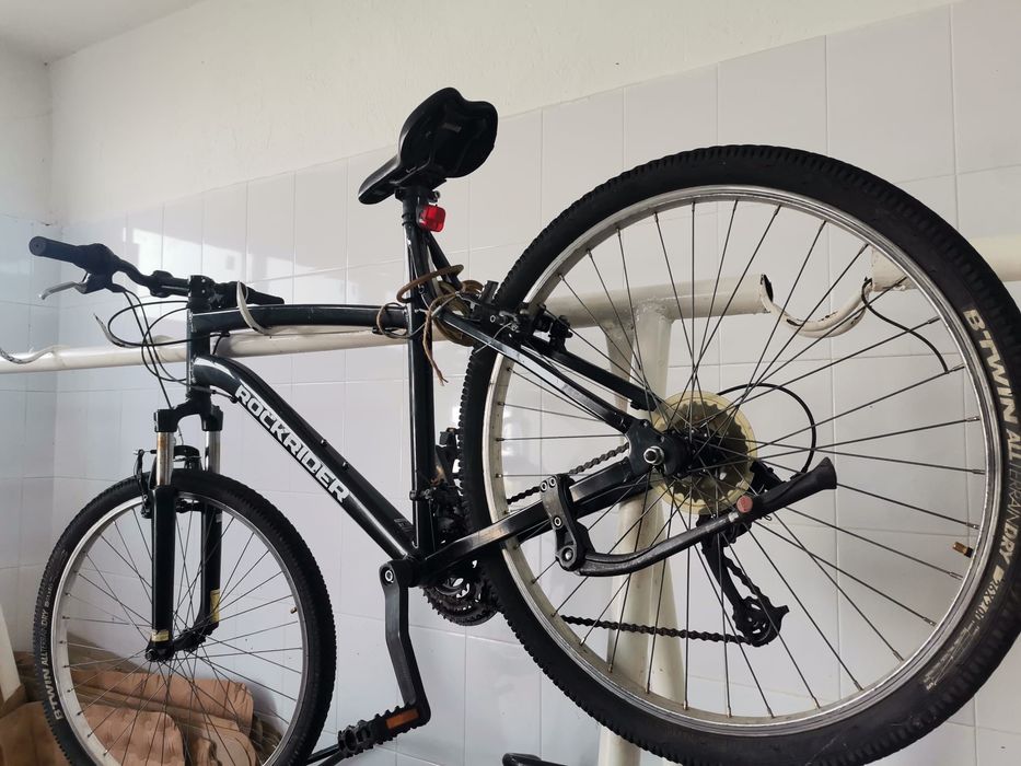 Se vinde bicicleta folosita putin