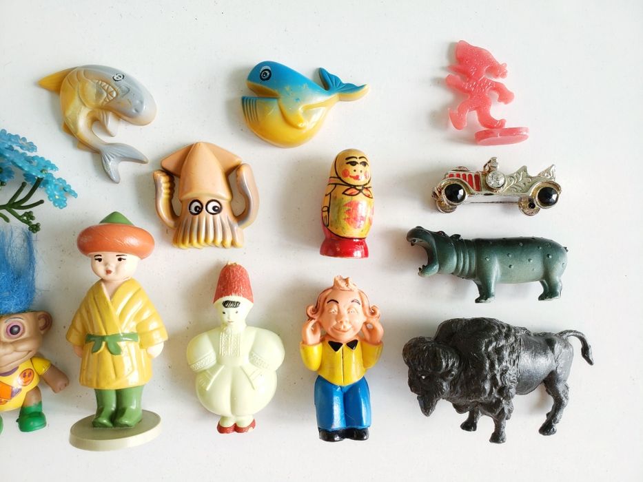 Винтажные игрушки и сувениры