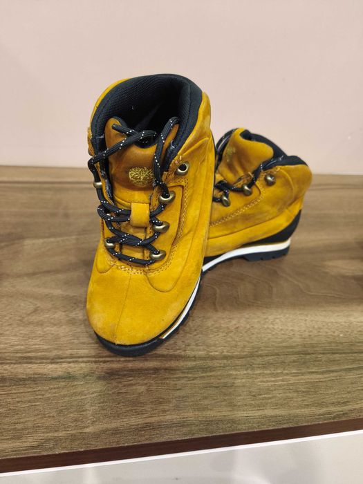 Оригинални маратонки Nike и Timberland