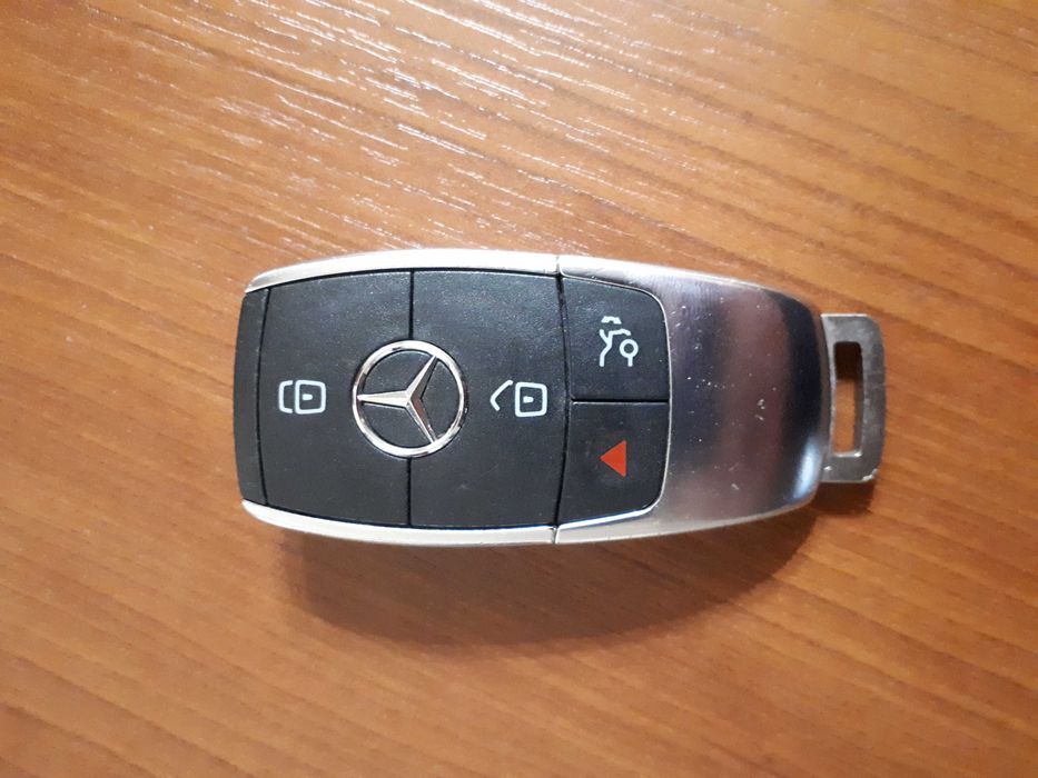 Ключ на Mercedes benz