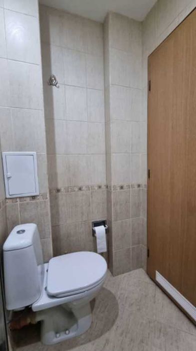 Тристаен апартамент под наем Изток