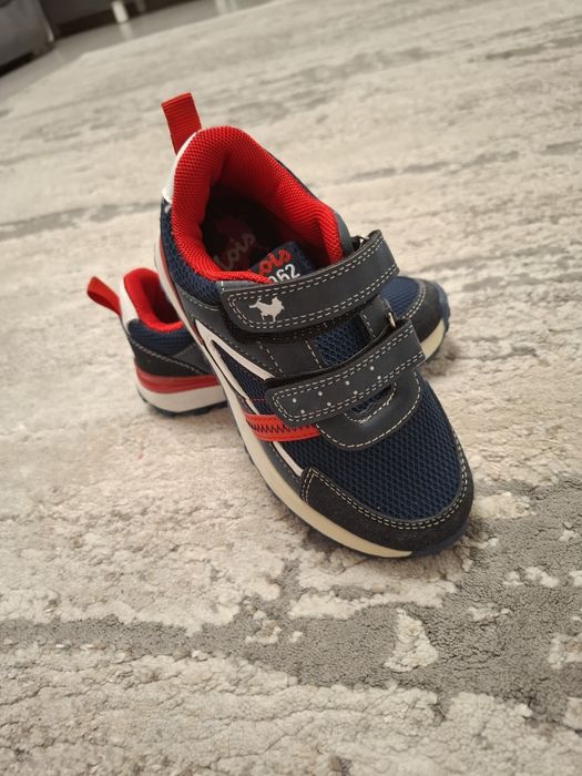 Adidasi noi nepurtați masura 30