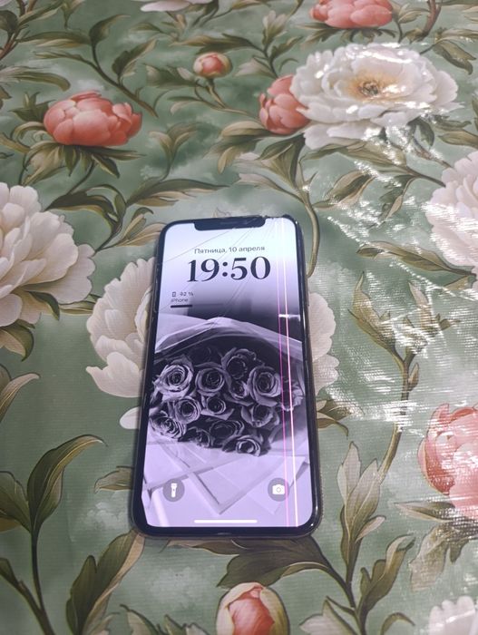 Айфон 10 хс с чехлом