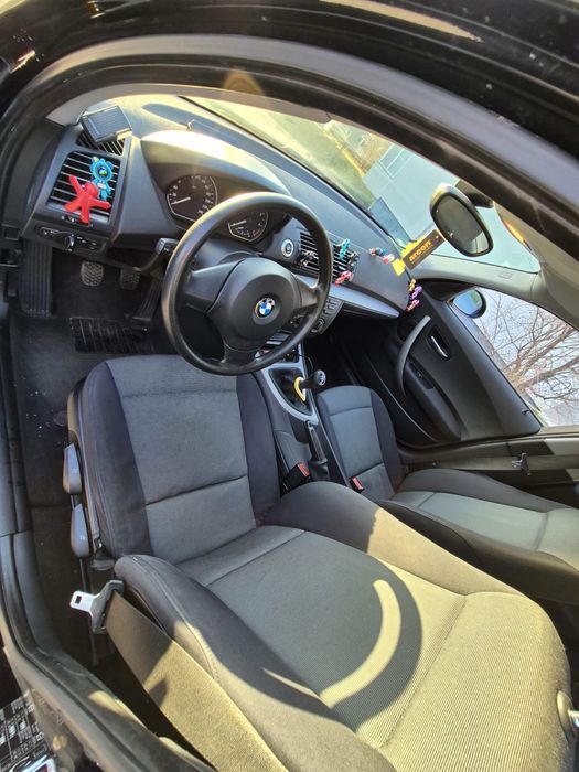 Bmw seria 1 an 2006 model 118d