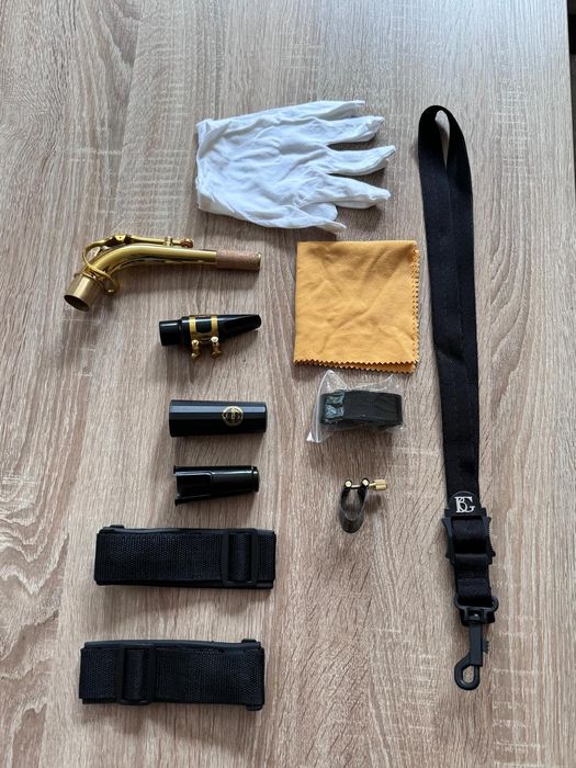 Saxofon Grassi SAL 700 Bundle Alto Eb