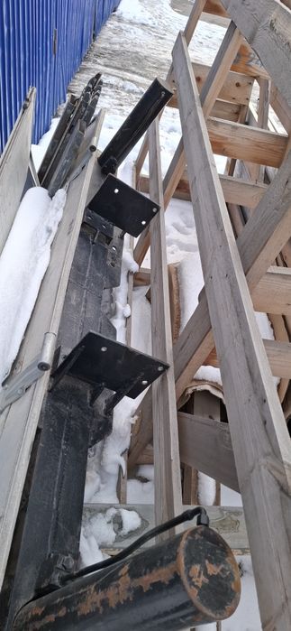 Манипулятор Кму.  задние лапы. Аутригер