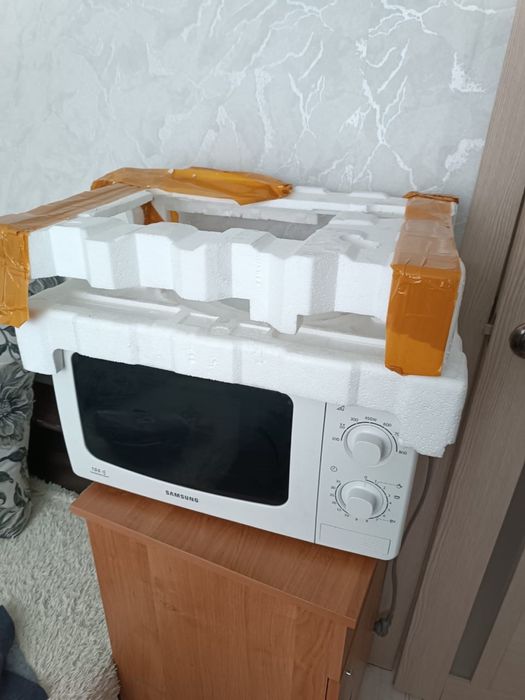 Продается микроволновка Samaung