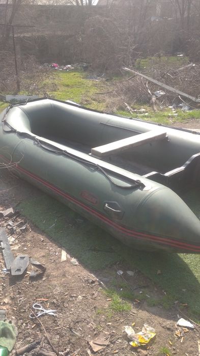 Лодка Корсар длина 4300