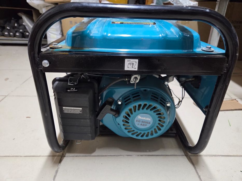 Генератор Макита