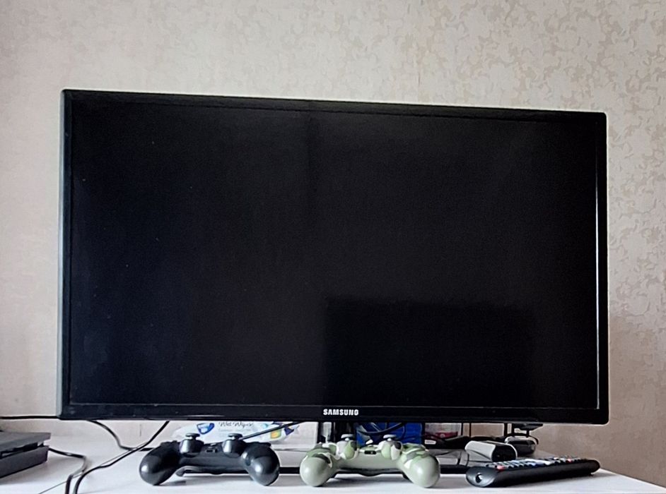 Продам телевизор