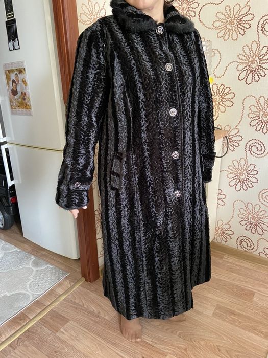 Пальто новое