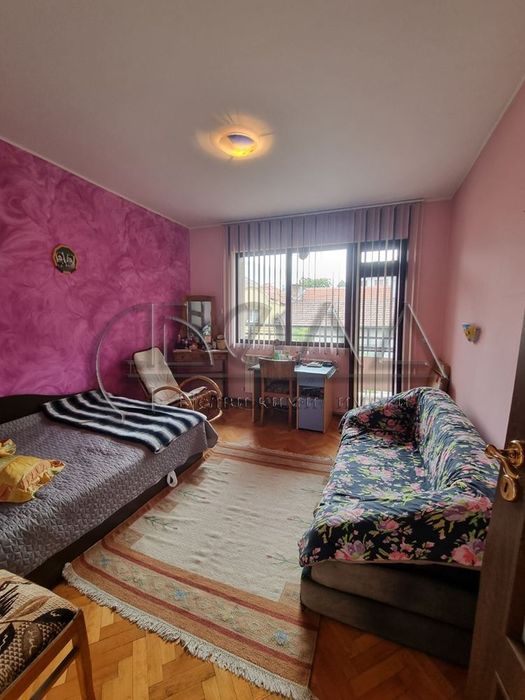 Продава се Тристаен апартамент в Дупница - 100 кв.м за 1200 €/кв.м - Снимка #7
