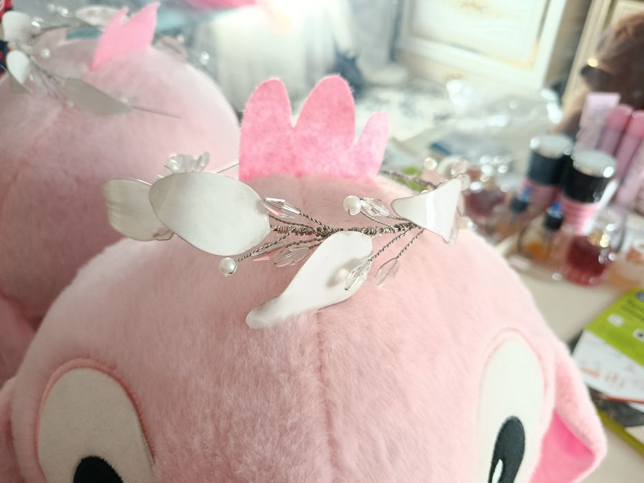 Kelinchaklar uchun diadema