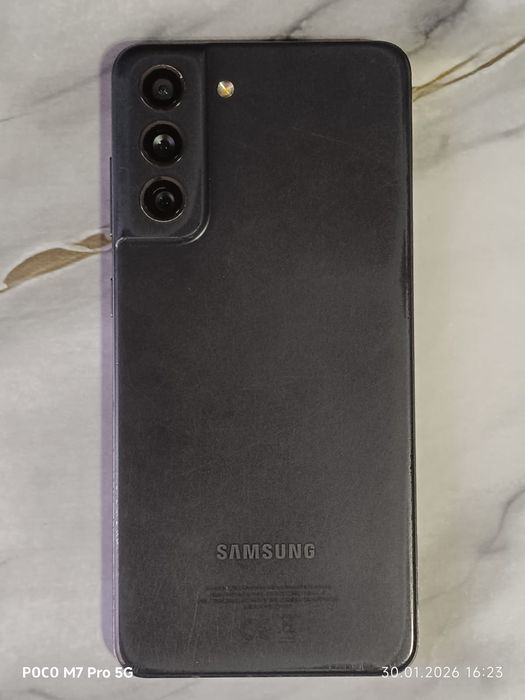 Самсунг s21 fe продам либо обменяю