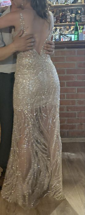 Бална абитуриентска рокля