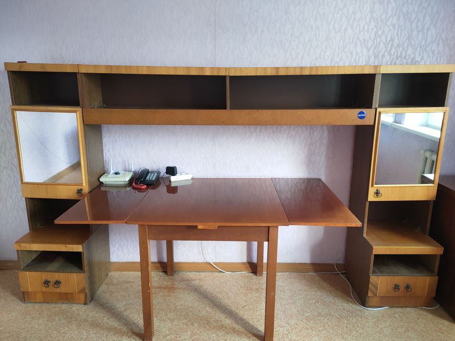 Стенка для спальни