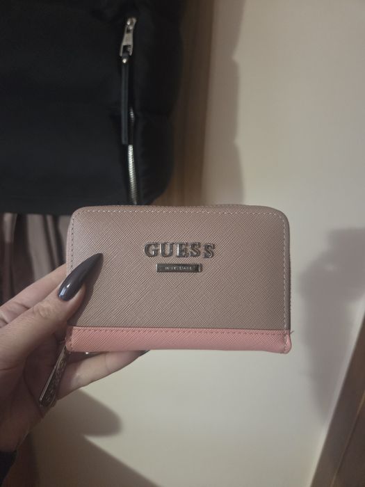 Дамско портмоне  Guess