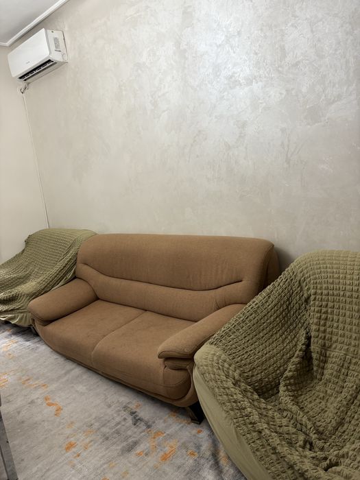 Диван отдам даром