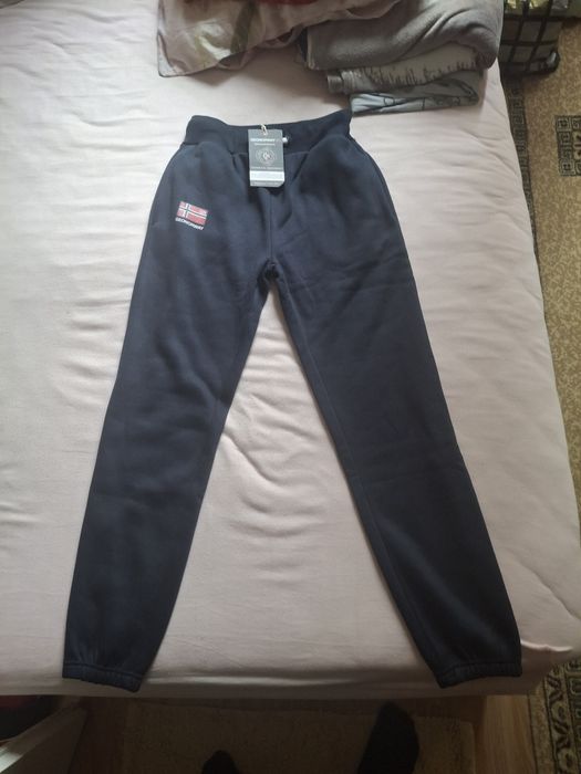 Оригинално долнище Geonorway