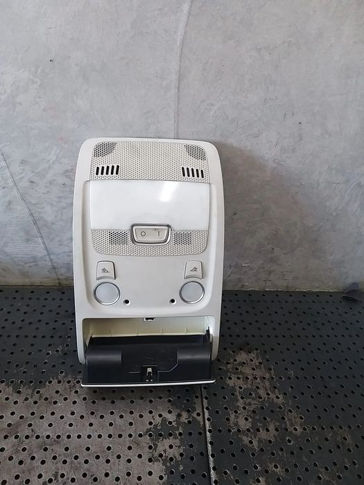 Plafoniera lampa plafon suport ochelari audi a5 8t 8t0947135b 8k0951177