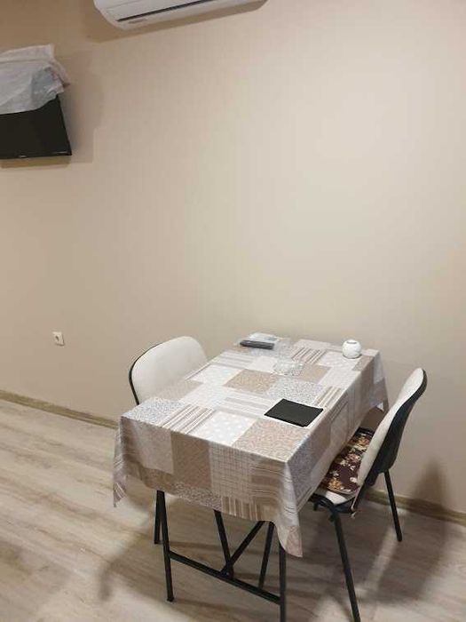 Дава се под наем Едностаен апартамент в Русе, Дружба 1 - 30 кв.м за 153 € - Снимка #2