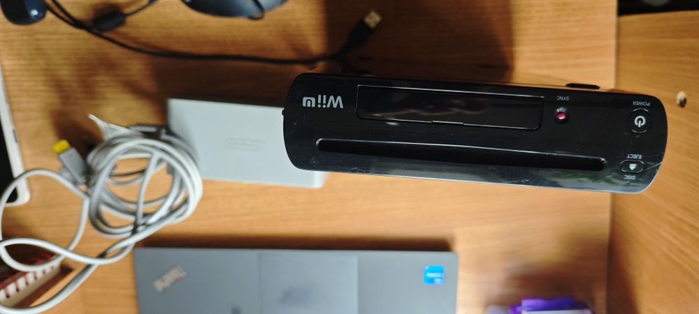 Nintendo wii u с планшетом и блоками питания