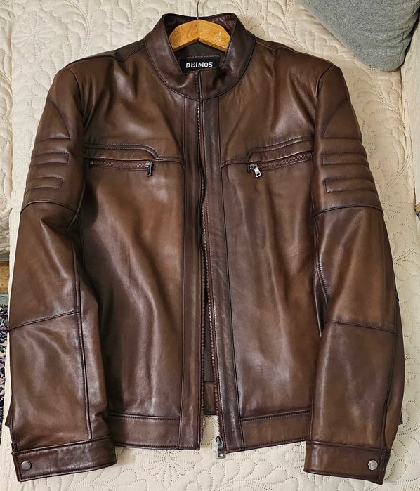 Мъжко яке от Естествена Кожа, в Черно и Кафяво. Перфектно състояние.